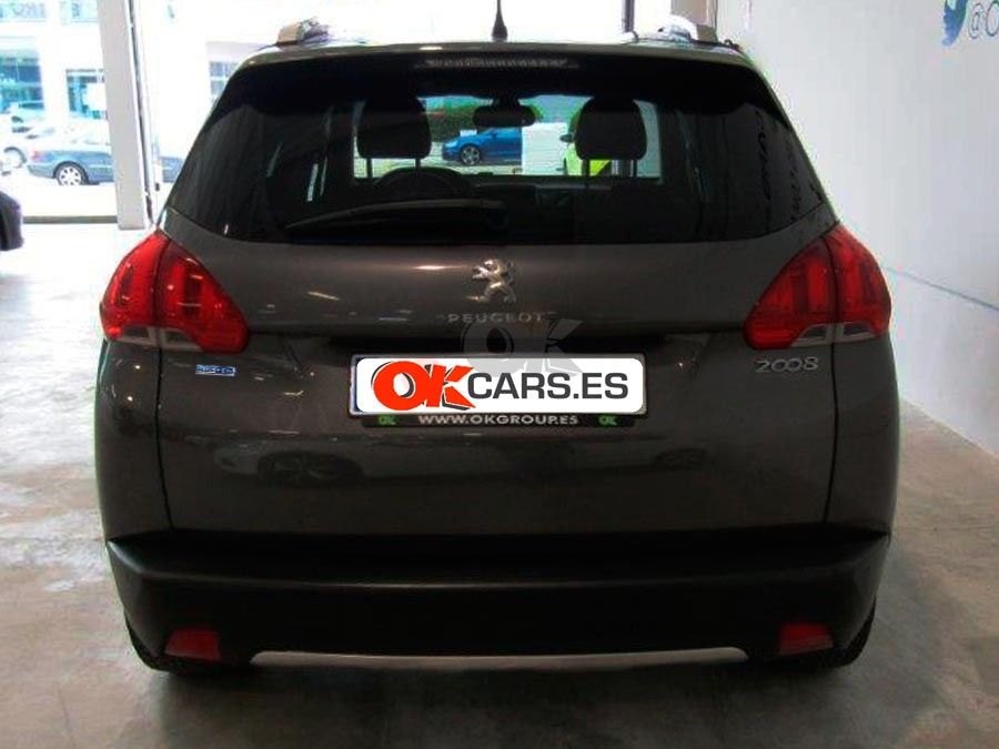 Peugeot 2008 1.6 BLUEHDI 120 Allure