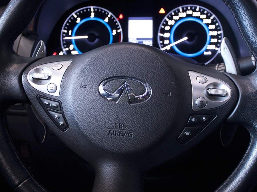 Infiniti QX70 3.0 D 238 CA S Premium