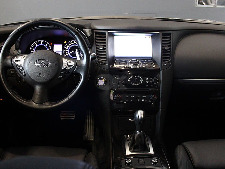 Infiniti QX70 3.0 D 238 CA S Premium