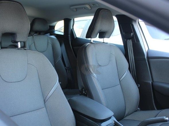 Volvo V40 D2 2.0 120 Momentum