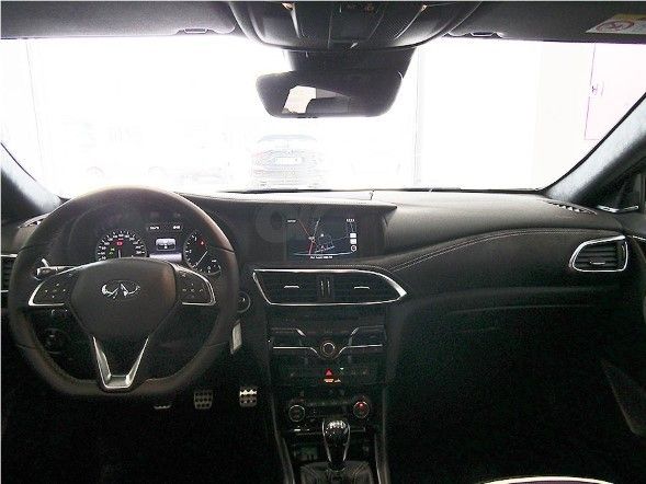 Infiniti Q30 1.5D 110 Premium Tech