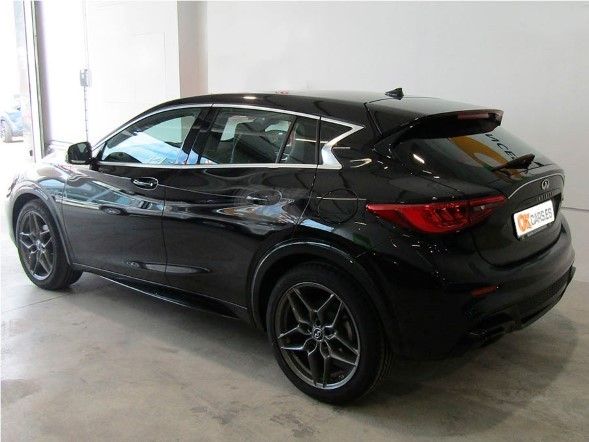 Infiniti Q30 1.5D 110 Premium Tech