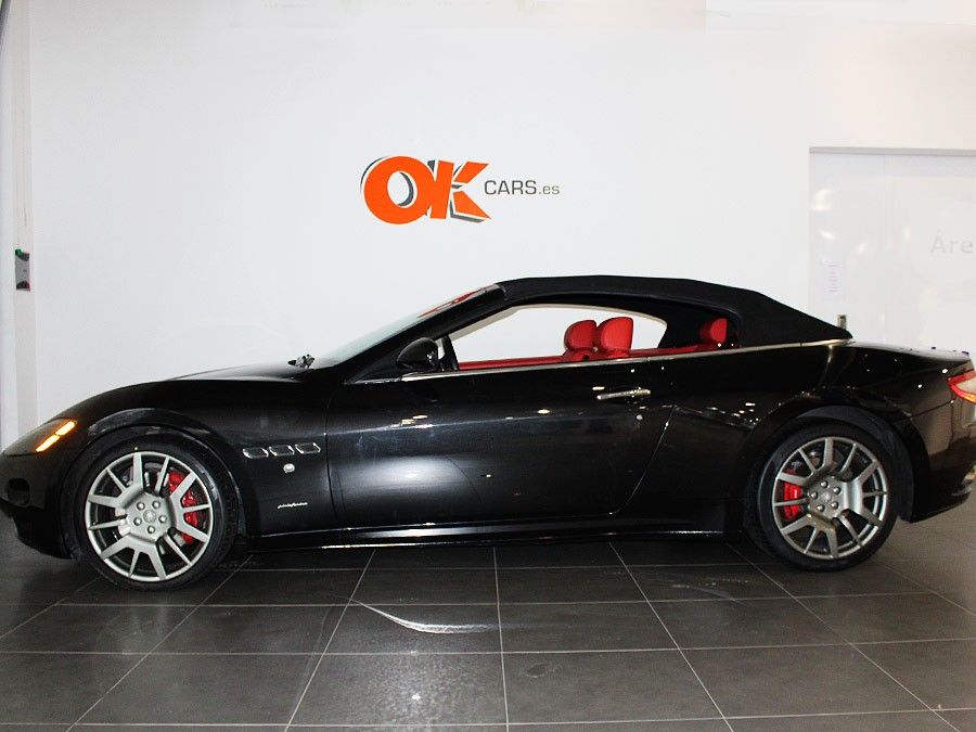 Maserati GranCabrio 4.7 V8 440