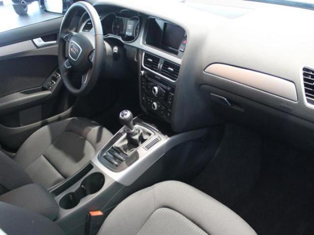 Audi A4 A4 2.0TDI DPF S line edition 1