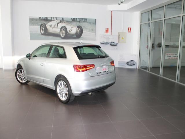 Audi a3 1.6 TDI Attraction Edici&