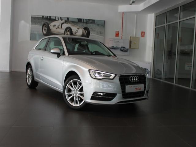 Audi a3 1.6 TDI Attraction Edici&