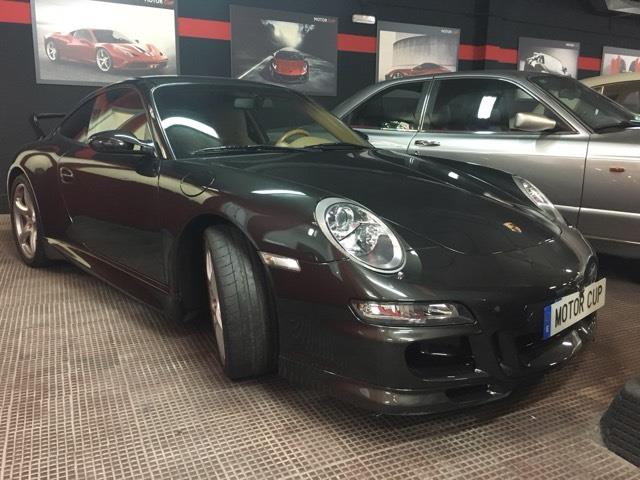 Porsche 911 Carrera 4S Coupe