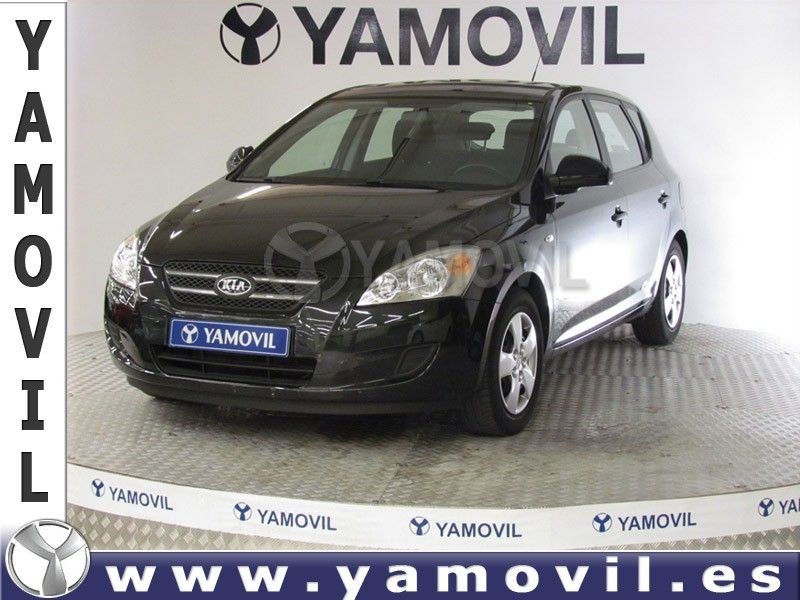 Kia Ceed 1.4i 110CV CONCEPT 5P
