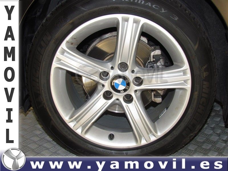 BMW 318 DIESEL AUTOMÁTICO 143CV ESSENTIAL EDITION