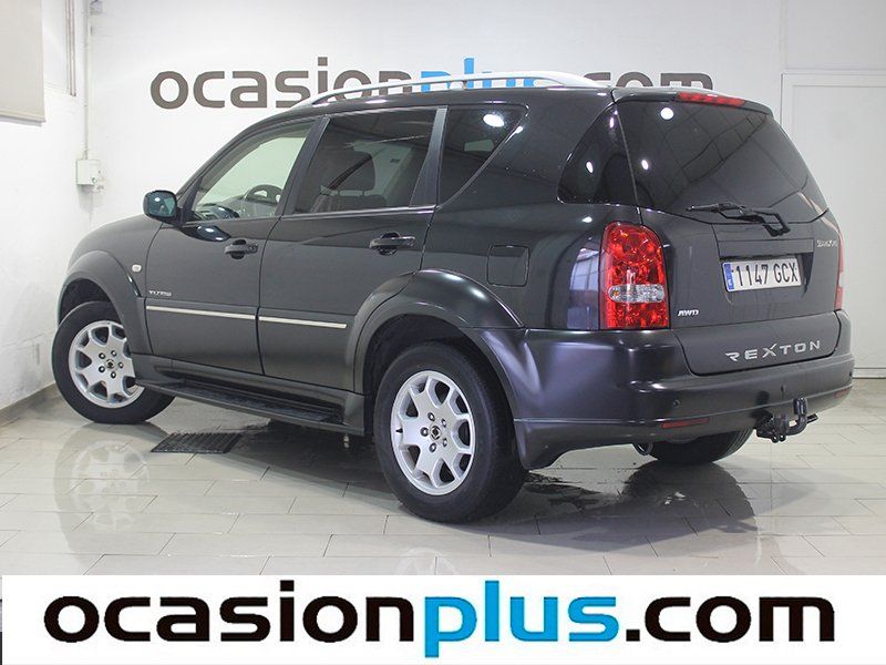 SsangYong REXTON 270XVT LIMITED AUTO 137 kW (186 CV) 7 PLAZAS