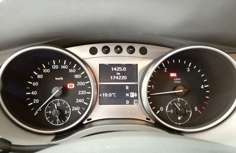Mercedes-Benz R 320 CDI 4Matic