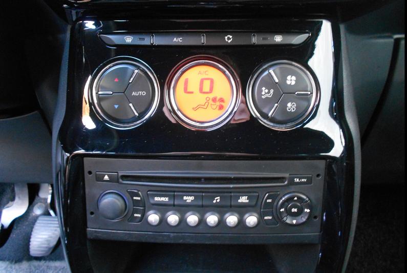 Citroen DS3 HDI 90 Airdream Special Edition