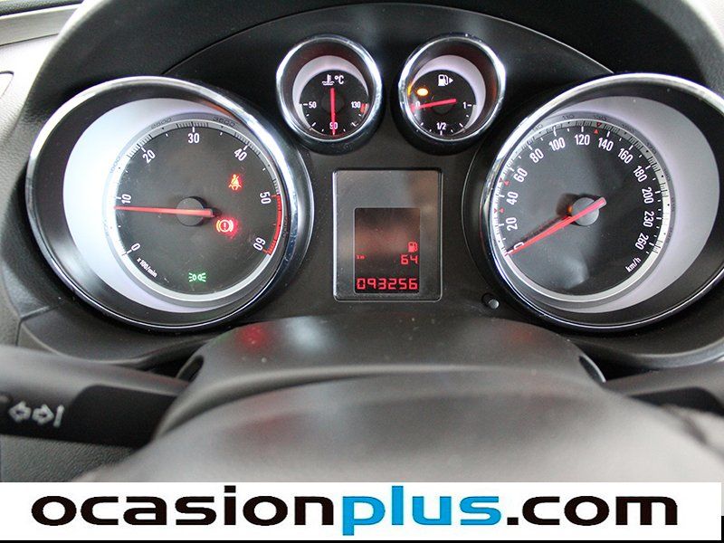 Opel Insignia 2.0 CDTI Essentia 81 kW (110 CV)