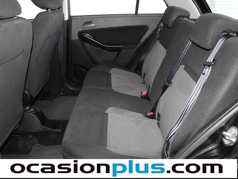 Tata Vista 1.4 LS 55 kW (75 CV)