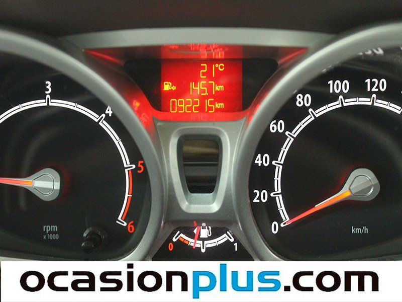 Ford Fiesta 1.6 TDCI Titanium 66 kW (90 CV)