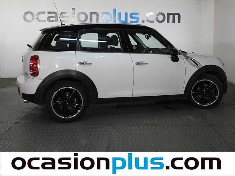 MINI Countryman Cooper D 82 kW (111 CV)