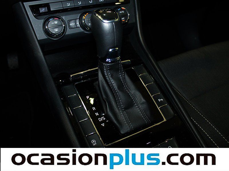 Skoda Superb 2.0TDI Ambition DSG 110 kW (150 CV)