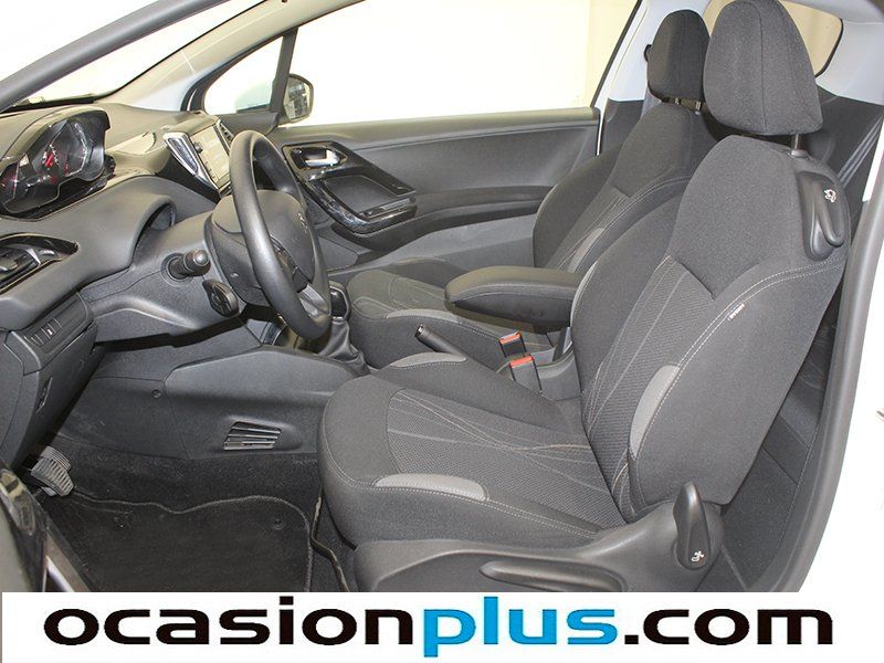 Peugeot 208 1.2 VTi Active 3p 82CV