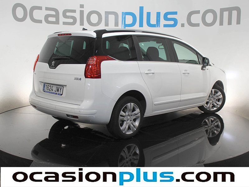 Peugeot 5008 Style 1.2 PureTech 130 SANDS 7PLZ