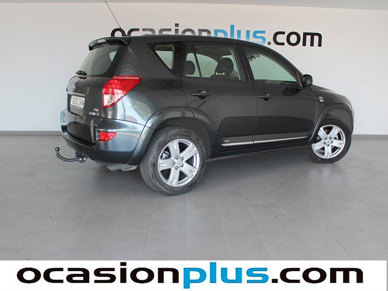 Toyota RAV 4 2.2 D-4D XR 130 kW (177 CV)