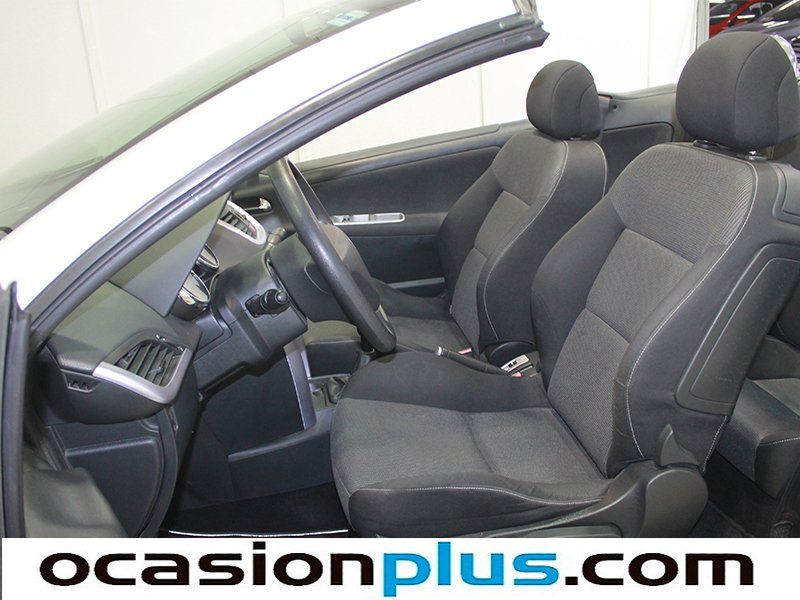 Peugeot 207 CC cabrio 1.6 HDI Sport FAP 80 kW (110 CV)