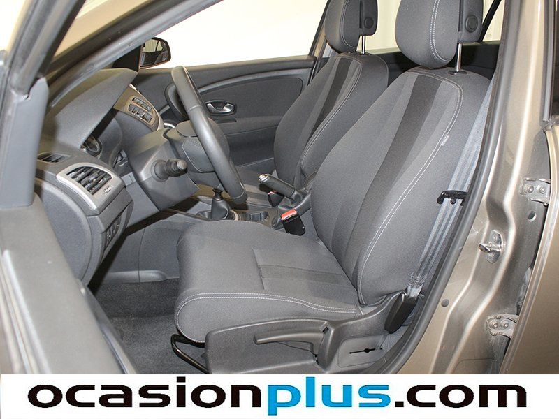 Renault Megane Sport Tourer 1.6 Dynamique 81 kW (110 CV)