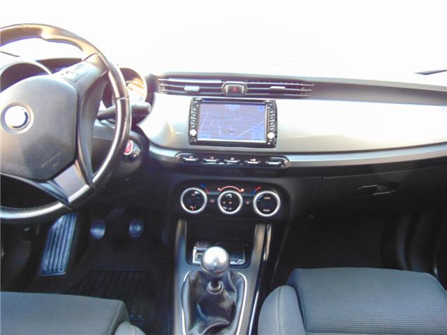Alfa Romeo Giulietta 1.6JTDm Distinctive navi