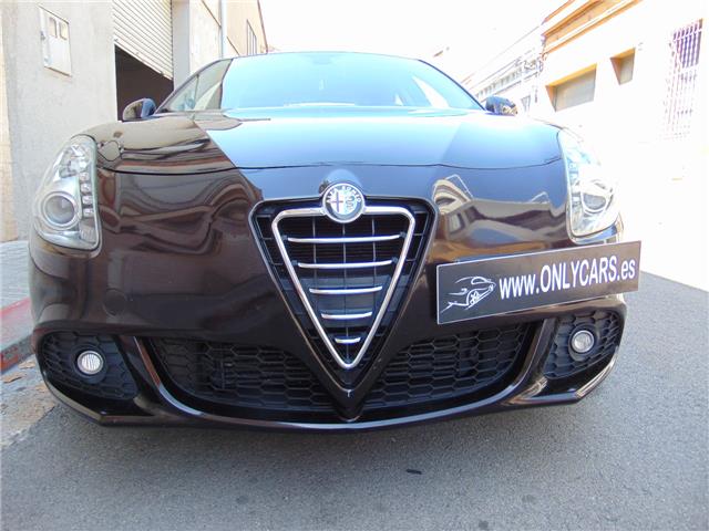 Alfa Romeo Giulietta 1.6JTDm Distinctive navi