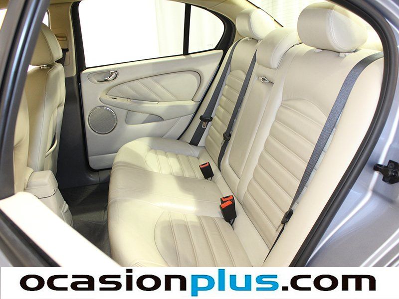 Jaguar X-Type X-Type 2.2D Executive Aut. 107 kW (145 CV)