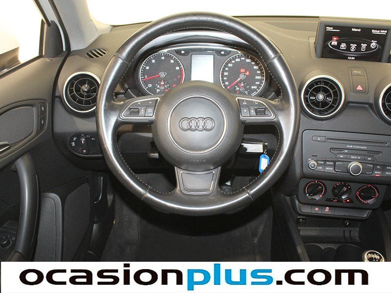 Audi A1 1.2 TFSI Attraction 63 kW (86 CV)