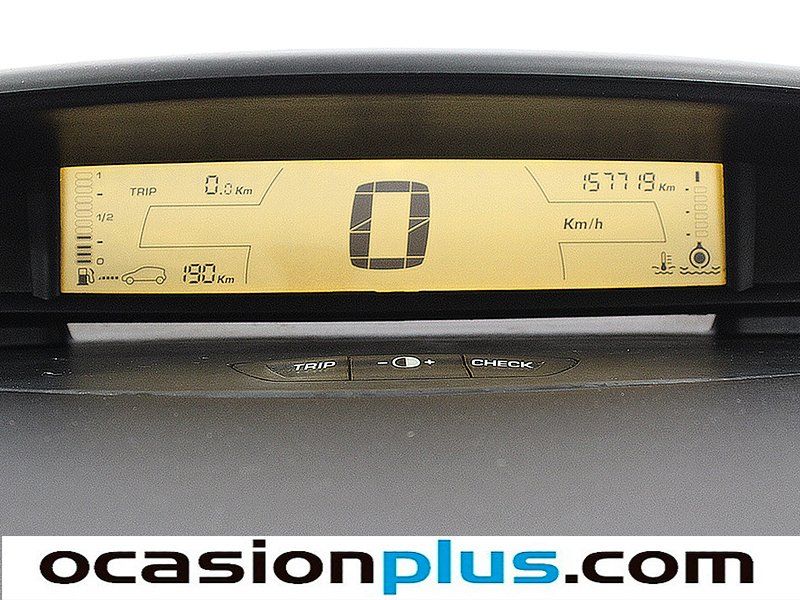 Citroen C4 1.4 16v LX 65 kW (90 CV)