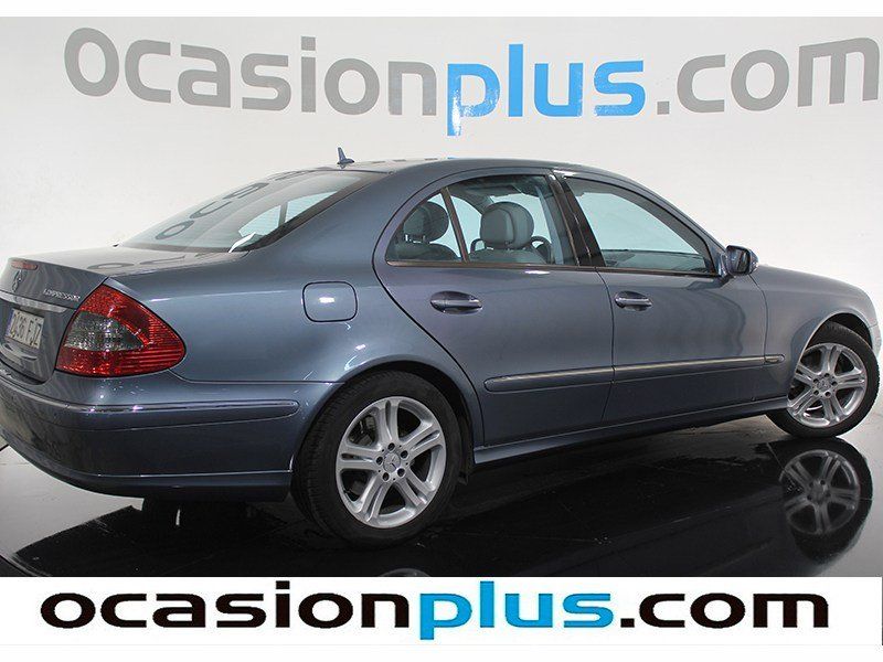 Mercedes-Benz CL E 200 K Avantgarde 135 kW (183 CV)