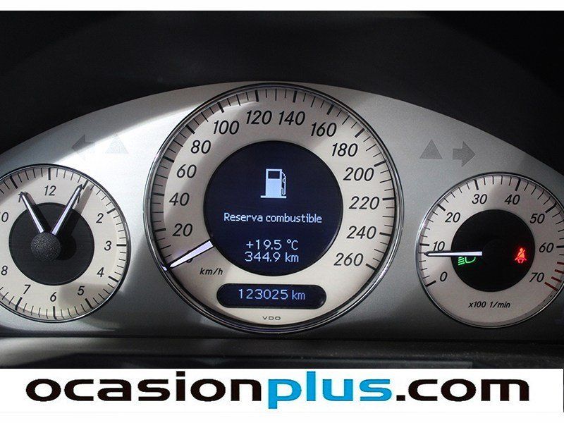 Mercedes-Benz CL E 200 K Avantgarde 135 kW (183 CV)