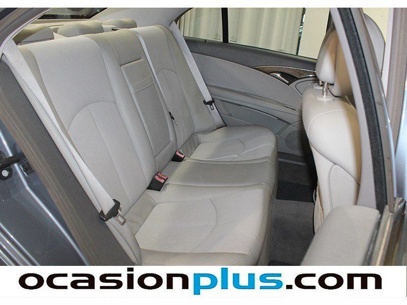 Mercedes-Benz CL E 200 K Avantgarde 135 kW (183 CV)