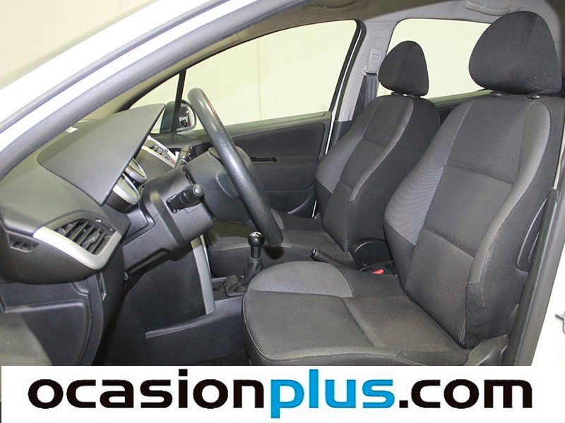 Peugeot 207 1.4 HDI FAP 50 kW (68 CV)
