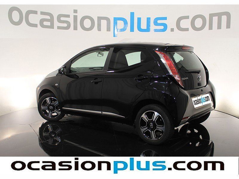 Toyota Aygo 1.0 VVT-i x-clusiv 51 kW (69 CV)
