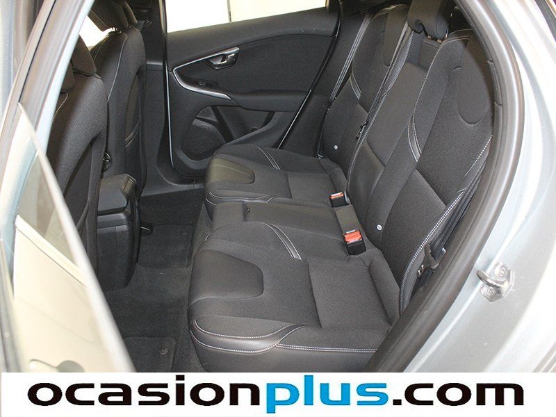 Volvo V40 D3 Momentum 110 kW (150 CV)