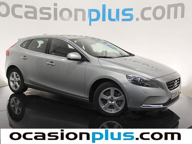 Volvo V40 D3 Momentum 110 kW (150 CV)