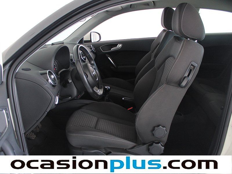 Audi A1 1.6 TDI Ambition 66kW (90CV)