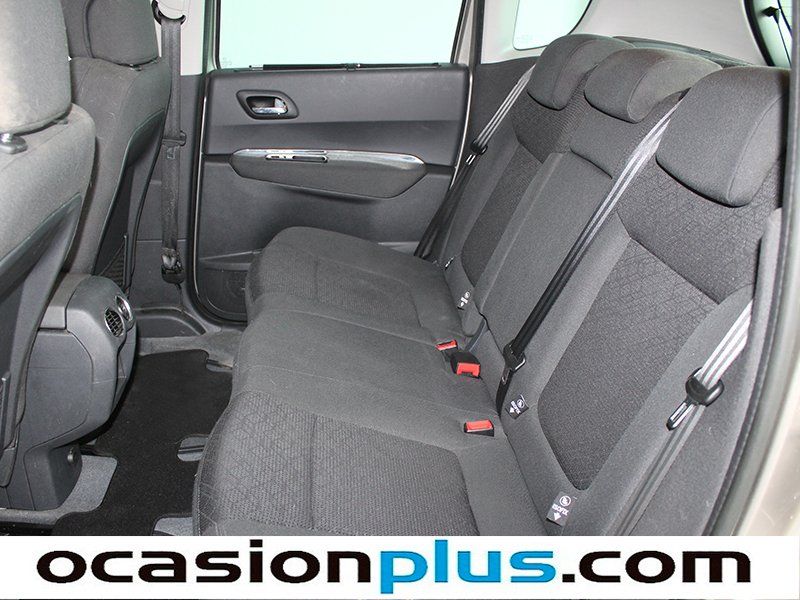 Peugeot 3008 2.0 BlueHDI Active FAP 110 kW (150 CV)
