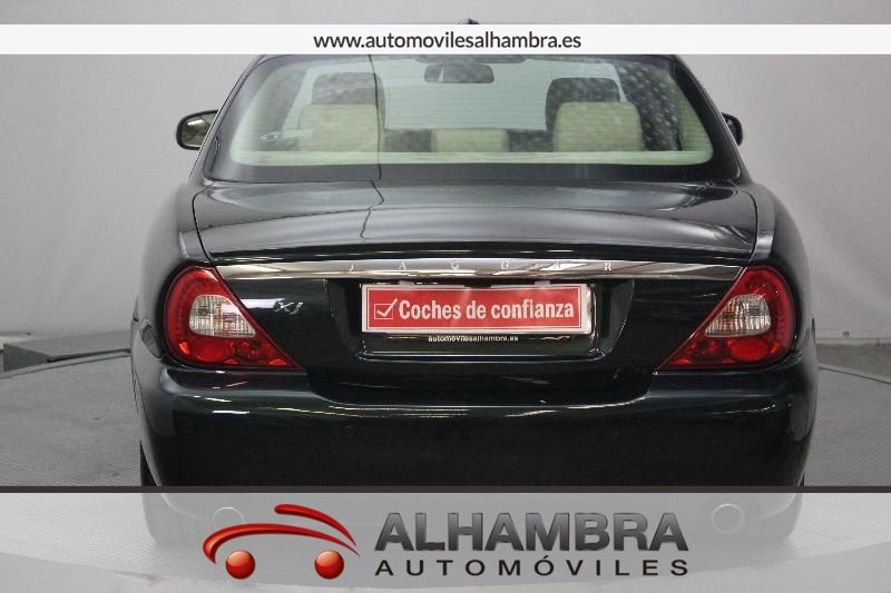 Jaguar XJ XJ XJ6 2.7D V6 EXECUTIVE AUTO