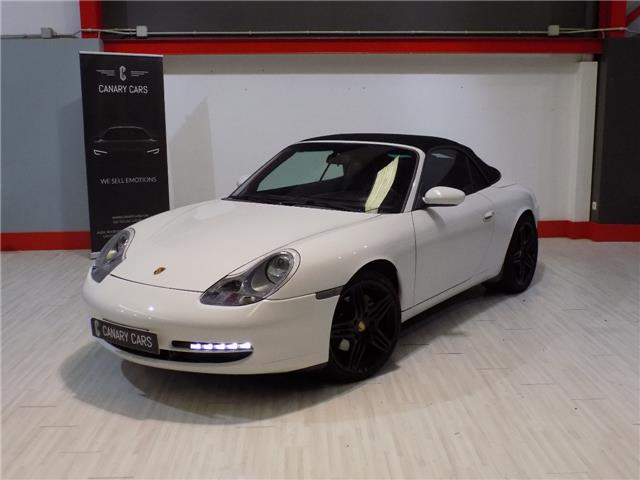 Porsche 911 Carrera 4 Cabrio