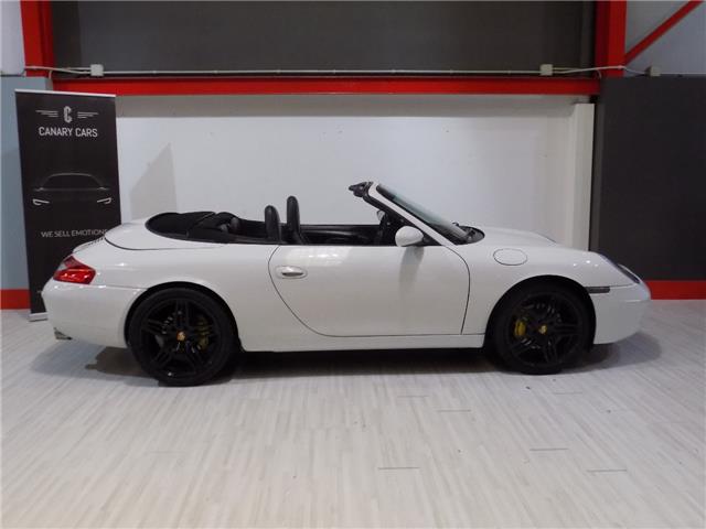 Porsche 911 Carrera 4 Cabrio