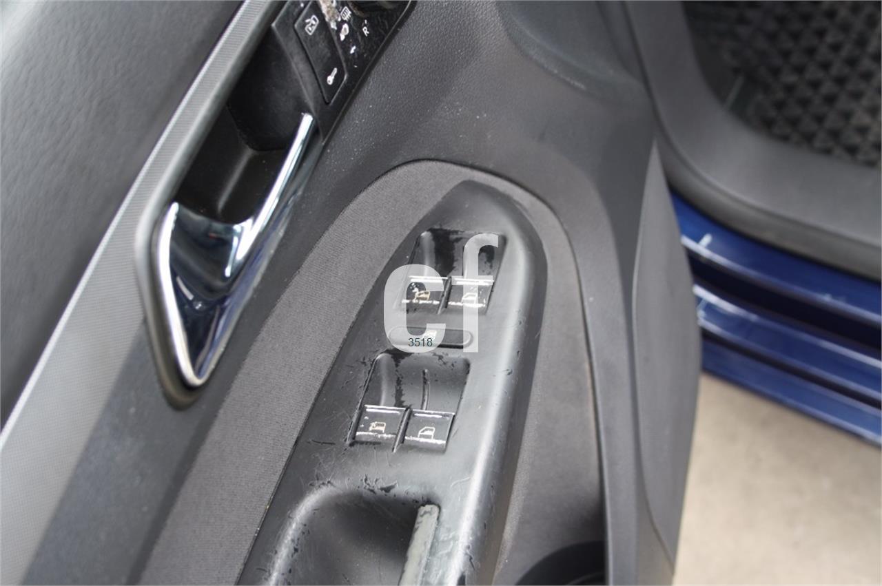 Volkswagen Touran 1.6 FSI Traveller