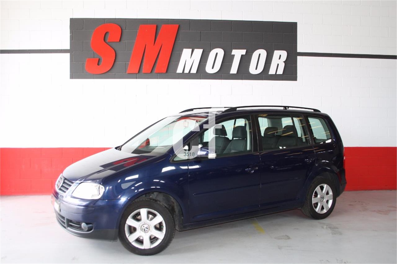 Volkswagen Touran 1.6 FSI Traveller