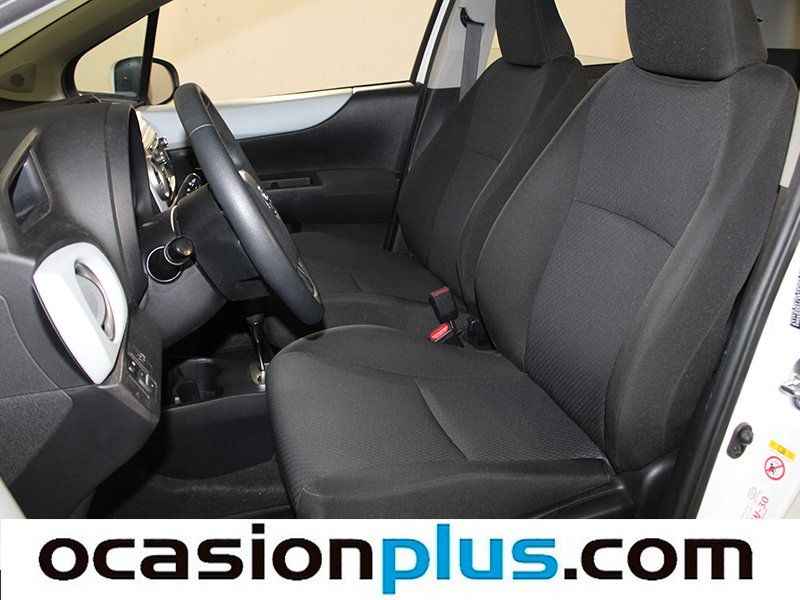 Toyota Yaris 1.5 Hybrid Active 74 kW (100 CV)