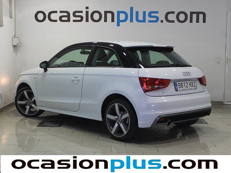Audi A1 1.6 TDI Attraction 66 kW (90 CV) Pack S-Line
