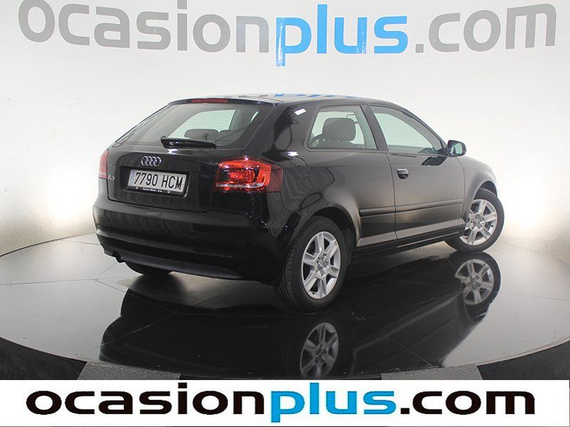 Audi a3 1.6 TDI Attraction 77 kW (105 CV)