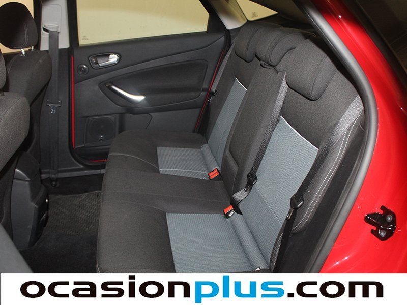 Ford Mondeo 2.0i Trend 145CV