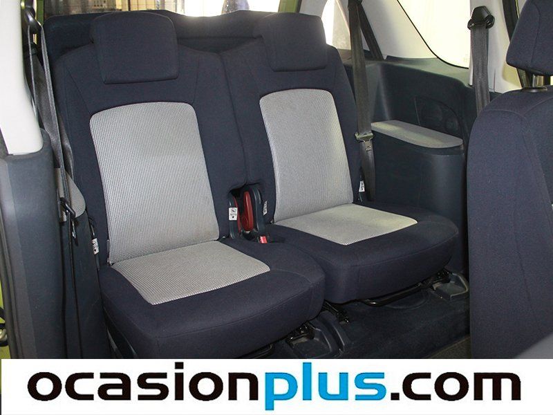 Peugeot 1007 1.4 HDi Urban 50 kW (70 CV)